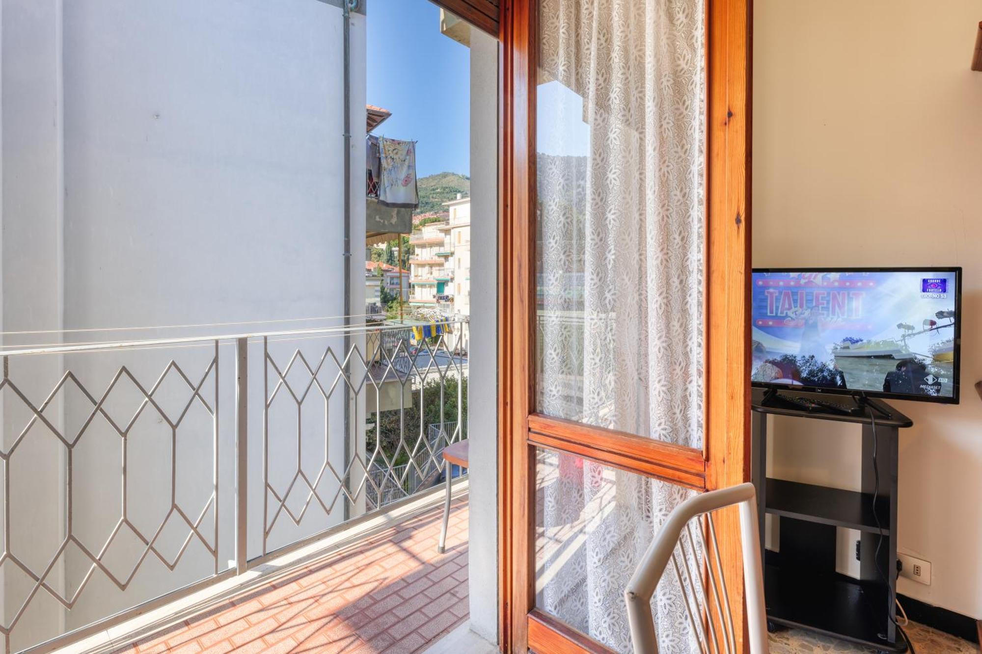 Bluemind Apartment 500M From Sea - Happy Rentals Alassio Exterior foto